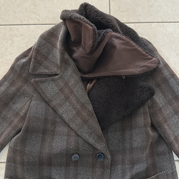Plaid Double-Breasted Jacket with removable sheepskin collar - Picture 6 of 6